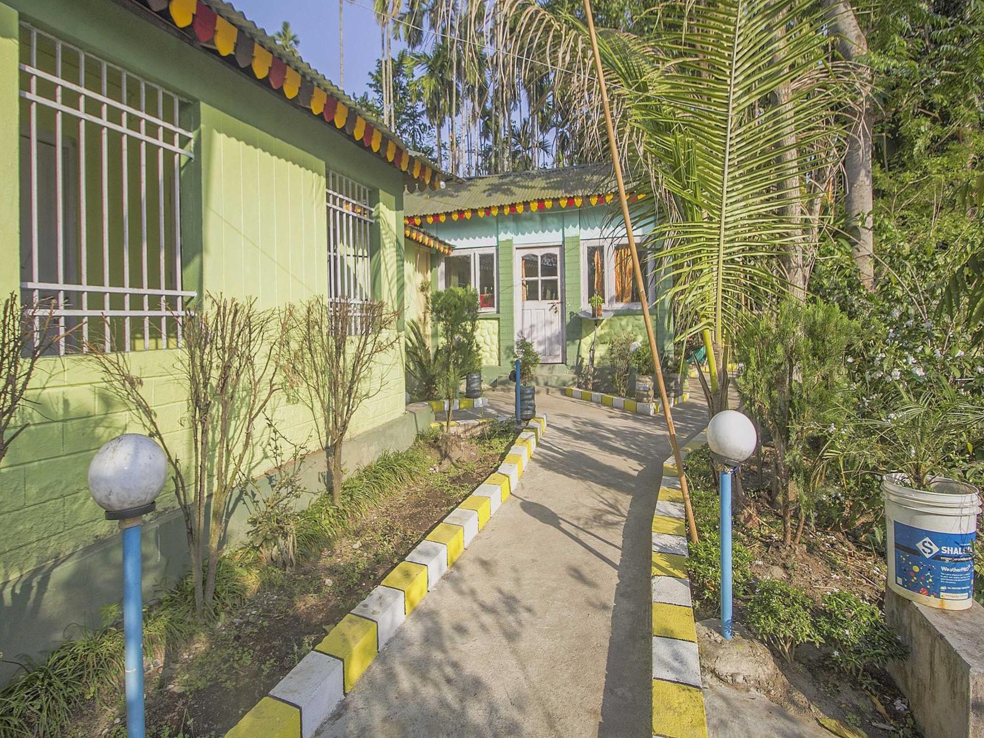 Hotel O Resort Green Wave Lataguri Esterno foto