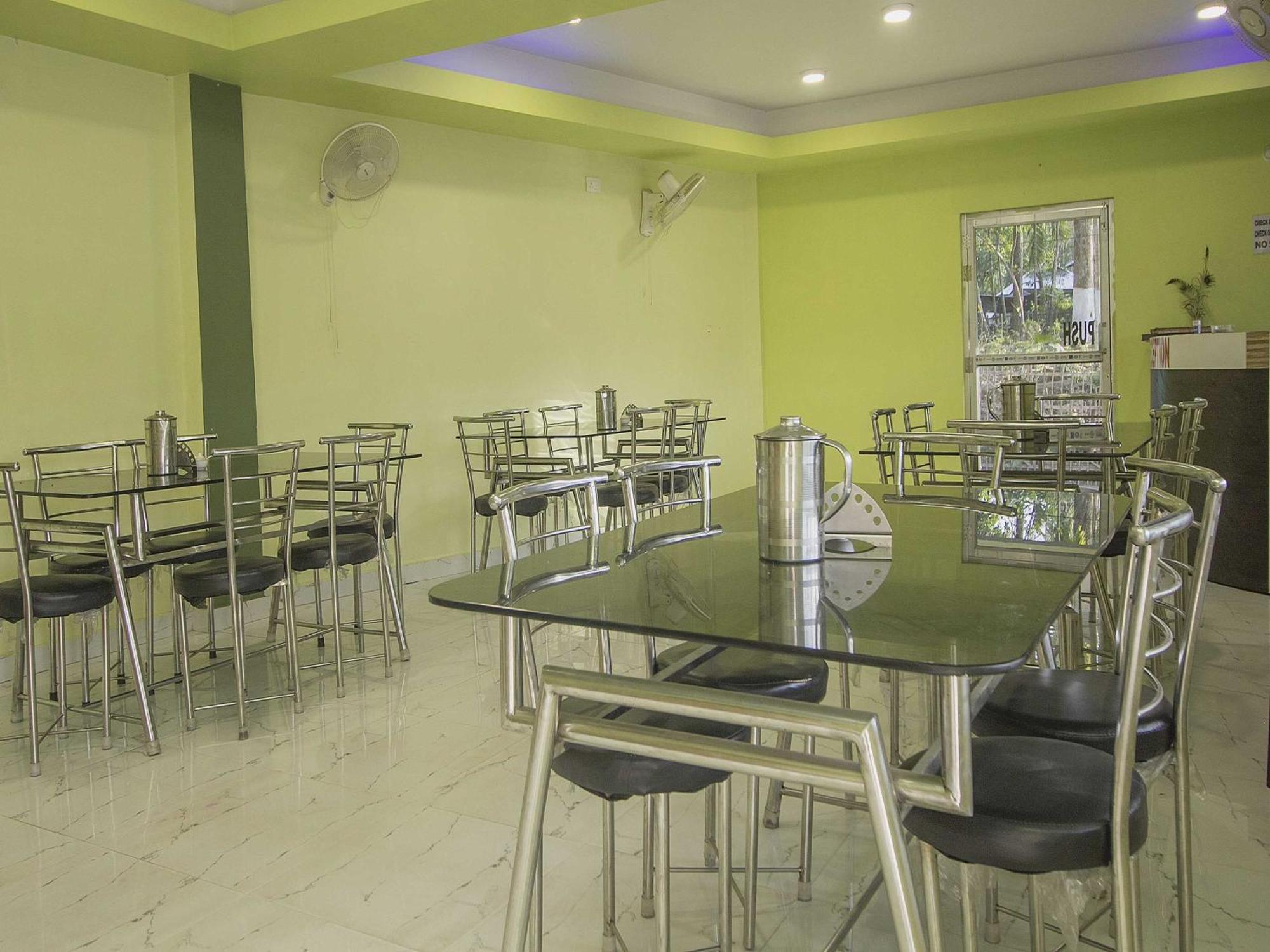 Hotel O Resort Green Wave Lataguri Esterno foto